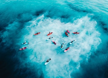 牛奶海包船16人-牛奶海包船17人-牛奶海包船18人-牛奶海包船19人-牛奶海包船20人-比麗堅號-光腳海人